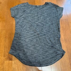 Lululemon Women's Heather Gray T-Shirt